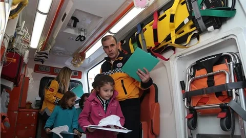 Çocuklara 112 acil eğitimi verildi