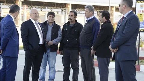 Kocamaz, Tarsus'taki mezbahaneyi denetledi