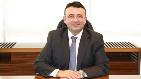 "Devlet kurumları liyakate dayalı asaleten atamalarla yönetilmeli"