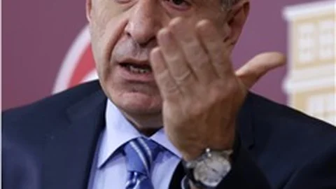 Özdağ Barzani Türkiye’nin dostu değildir, AKP’de bazı çevrelerin dostudur