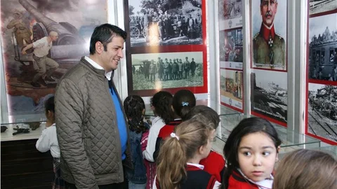 Çanakkale gezici müzesi, Döşemealtı'nda