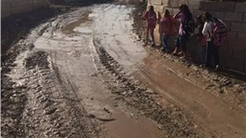 Şanlıurfa'da vatandaşların çamur isyanı