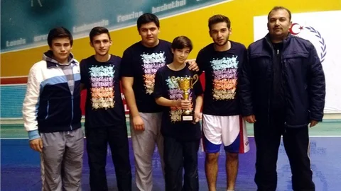 Özel Şehzade Mehmet Lisesi masa tenisinde Manisa şampiyonu oldu