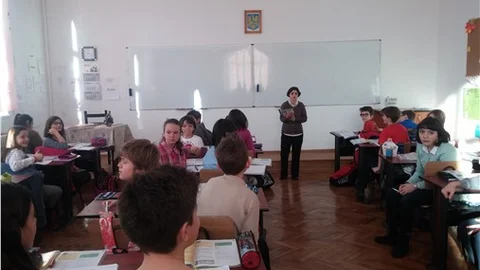 Fen lisesi öğrencileri Romanya'da proje sunumu yaptı