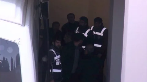 Arsa şikayetinden gözaltına alınanlar, adliyeye sevk edildi