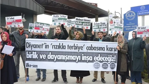 Diyanet'e tepki eylemi İktidar, İslam’ın şartını üçe düşürdü; masa, kasa, nisa