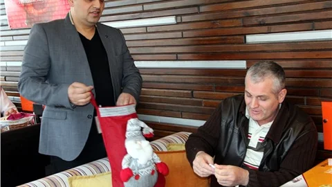 Mağazacılar Günü hediyeler ve ikramlar ile kutlanıyor