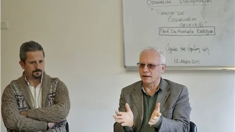 Prof.Dr. Erdoğan Muhalefete vatan haini denilen rejimden ciddi kuşku duyulmalı