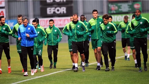 Bursaspor, ara vermeden kupa hazırlıklarına başladı