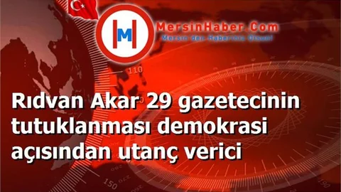 Silivri'de başlatılan umut nöbetine gazeteci Rıdvan Akar devam etti