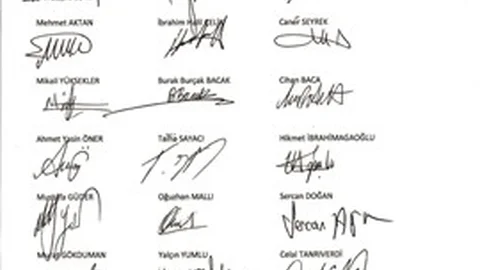 Rusya'da nükleer eğitim alan öğrenciler dönmek için imza topladı