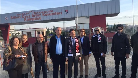 CHP Milletvekili Sertel, tutuklu Dündar ve Gül'ü cezaevinde ziyaret etti