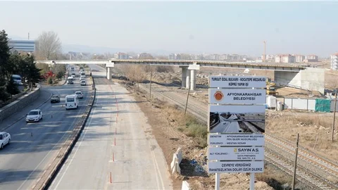 Uydukent’e ulaşım sağlayacak köprü en kısa sürede tamamlanacak