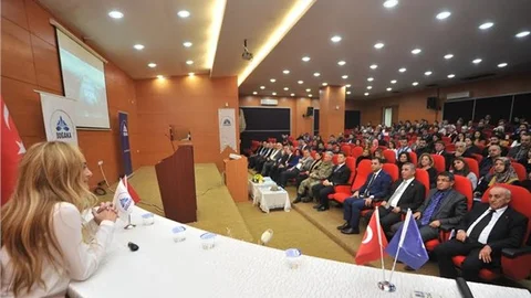 Doç. Dr. Özdilek Markalar, müşteriyle daha güvenli ilişkiler kurar