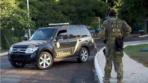 Brezilya’da yolsuzluk operasyonu Bakan ve milletvekillerine polis baskını