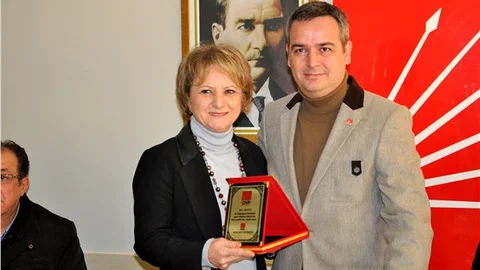 CHP Karacabey'de devir teslim töreni