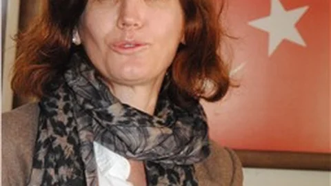 Aliye Coşar Partimiz CHP'yi 2019'da tek başına iktidara taşımaya kararlıyız