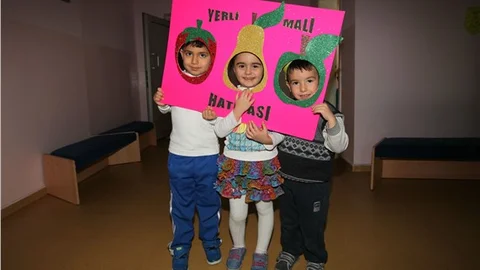 Minikler, Yerli Malı Haftası kutladı