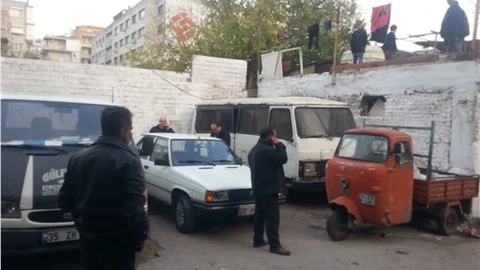 İzmir'de şüpheli ölüm