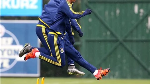 Fenerbahçe 20 Aralık da Gençlerbirliğiyle yapacağı maçın hazırlıklarına başladı