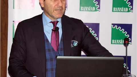 Prof. Alkin Putin ile fazla takıldık, siyasetçilerin söylemleri Putinvari oldu