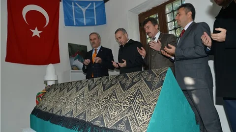 Osman Gazi’nin yeğeni Aydoğdu Bey’in türbesini restore edildi