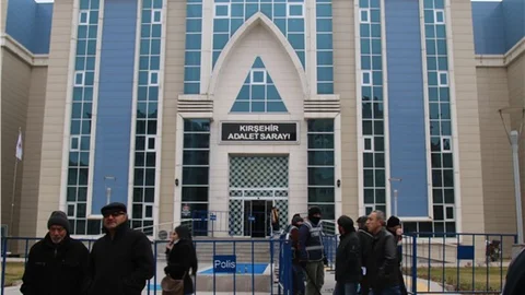 Diyarbakır Tatlı Salonu yıkılması davasında gerginlik yaşandı