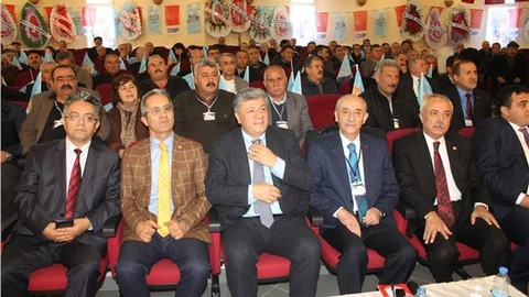 CHP Genel Başkan adayı Balbay, Sivas il kongresine katıldı