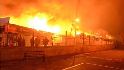 Ankara’da 250 dükkanlık iş merkezinde büyük yangın