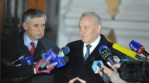 Moldova'da eski başbakanlardan İon Sturza'ya hükumeti kurma görevi verildi