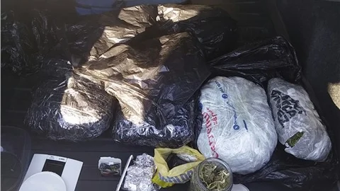 Manavgat'ta 4 kilo 200 gram esrar ele geçirdi