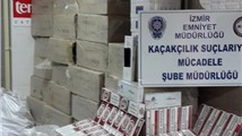 İzmir'de 164 bin 300 paket kaçak sigara ele geçirildi