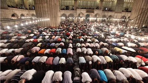 Yarın gece mevlit kandili... Geceyi nasıl değerlendirmeli