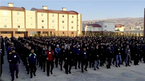 Aday polislerin intibak görüntüsünü sosyal medyada binlerce kişi izledi