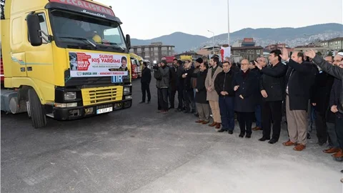 Suriyeli Türkmenler için 16 Yardım TIR’ı yola çıktı