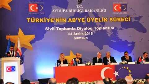 AB Bakanı Bozkır Ekim 2016'da AB'ye vizesiz gidişler başlayacak