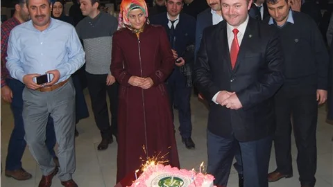 Aktif Eğitim-Sen Muş Temsilciliği'nden ikinci kuruluş yıl dönümü kutlaması