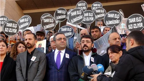 Lice davası Tahir Elçi'siz yapıldı, oturduğu masaya fotoğrafı koyuldu