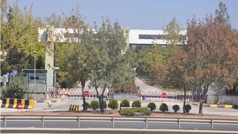 "TOKİ’ye devredilen Gebze Askeri Kışlası ne olacak?"