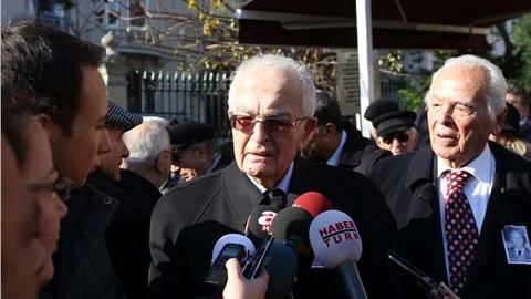 Bülend Ulusu son yolculuğuna uğurlandı