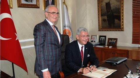 AB Bakanı Bozkır Samsun-Kalın Demiryolu Projesi, 2017’de bitecek