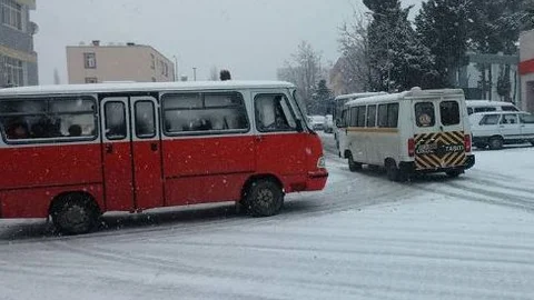 Mersin’de Kar Yağışı O İlçede Okulları Tatil Ettirdi