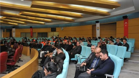 Başkan Şevket Can Taşeron İşçilerle Bir Araya Geldi