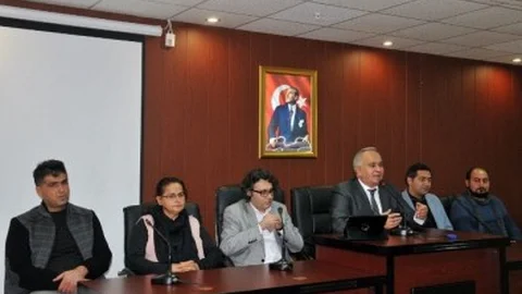 Erdemli Belediyesi'nin Sanat Kursları Devam Ediyor