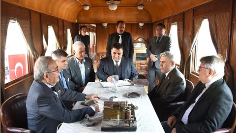 TARSUS'TA BARIŞ GÖRÜŞMESİ