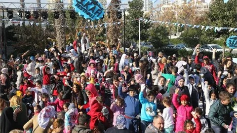 Kar Festivali Renkli Görüntülere Sahne Oldu