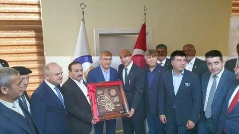 Tarsus'ta Ağaç Oyma Hediyeler