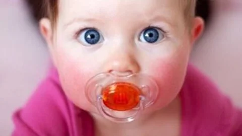 Çocuk Emzikleri Kansere Neden Oluyor!