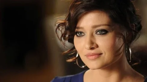 Nurgül Yeşilçay İlk Defa Nikah Masasına Oturdu