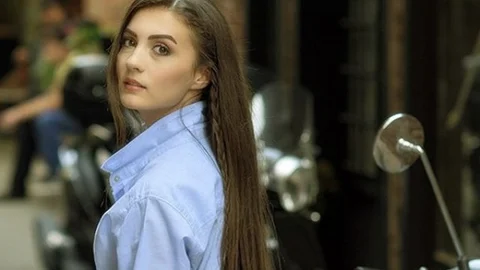 Burcu Özberk 30 Saniye İçin 300 Bin TL Aldı